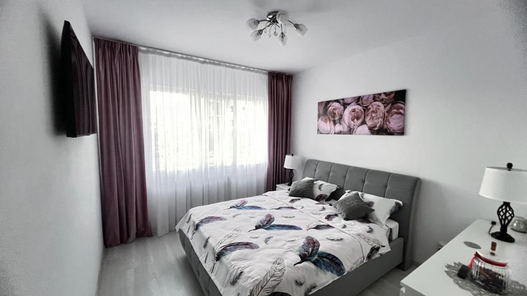 One Apartment Militari Bukares Bagian luar foto